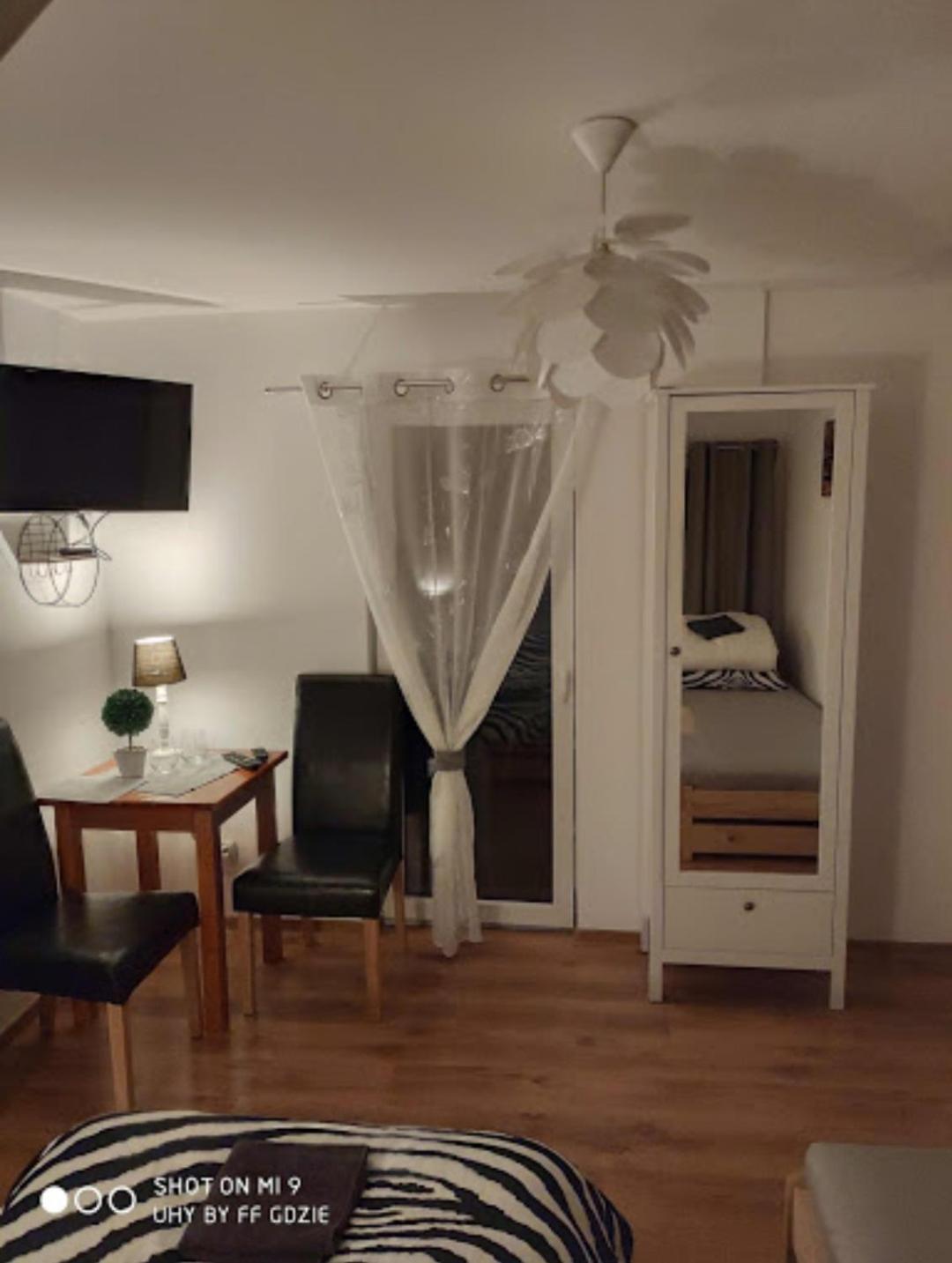 Apartamenty Pod Sosnami Ostroda Miedzylesie 6Os Chambre photo